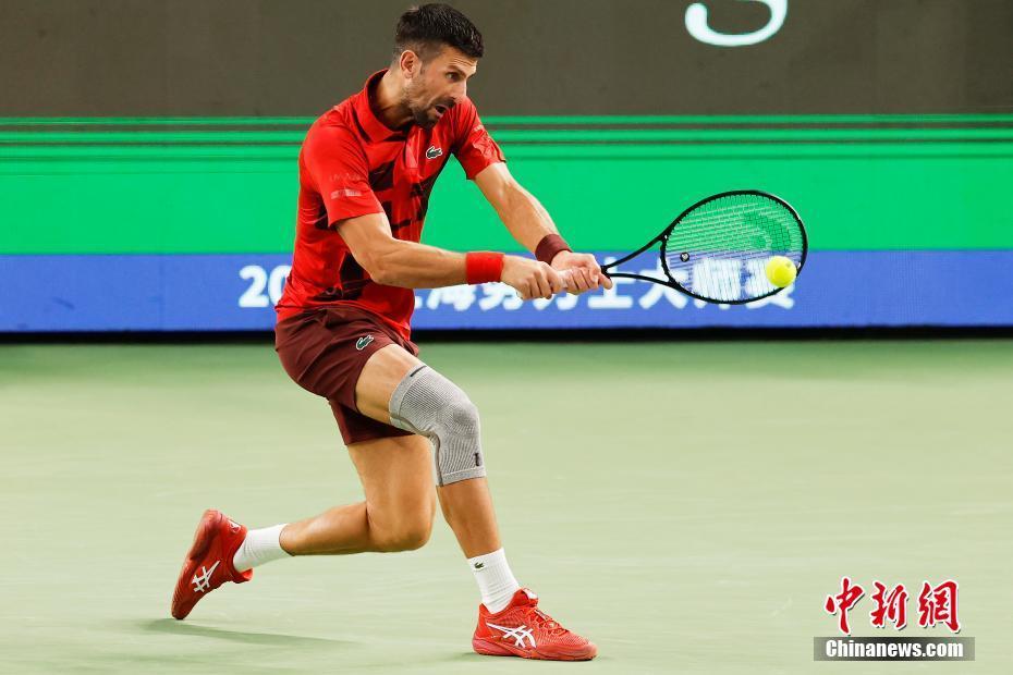 深夜比赛的 深夜比赛的