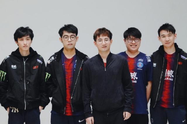 足球豪门在 足球豪门在